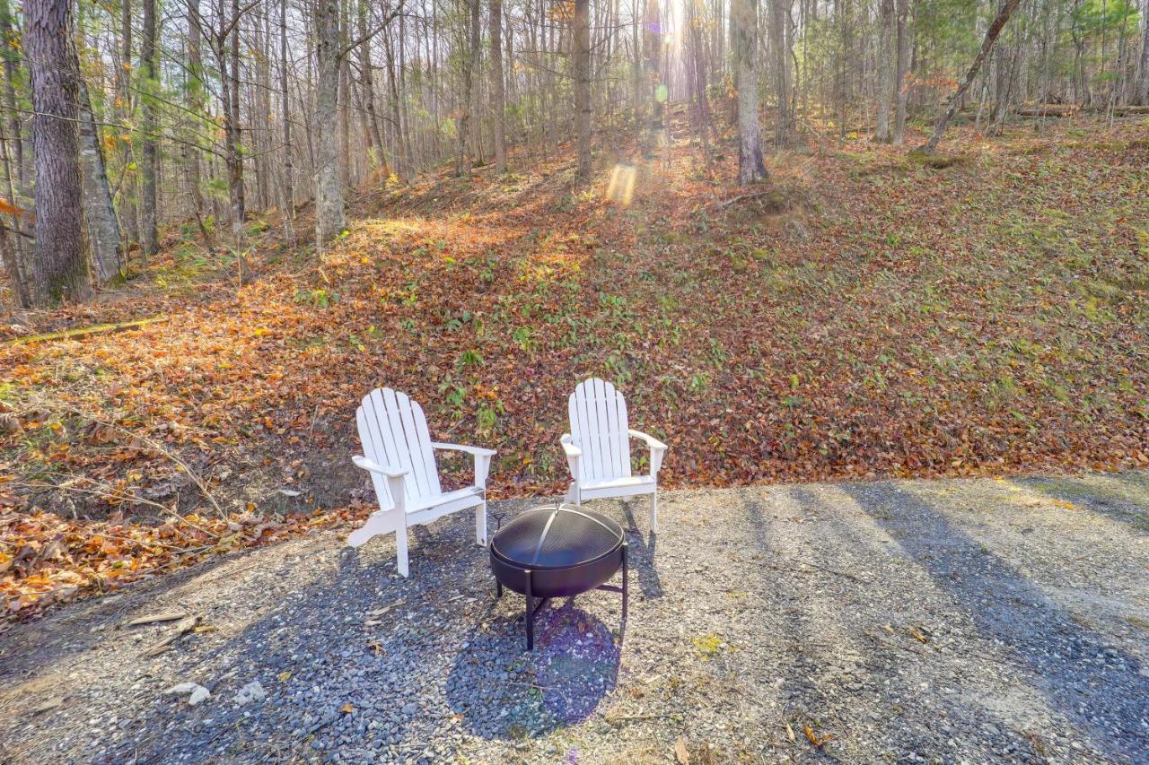 Pet-Friendly Spruce Pine Cabin With Private Fire Pit Екстериор снимка